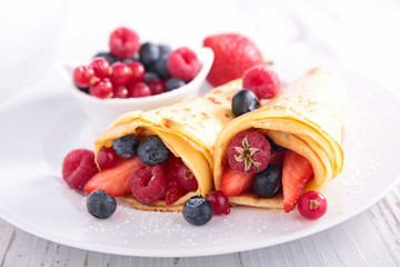 crepe and berry fruit