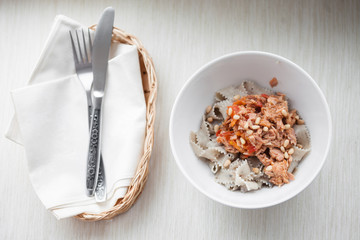 spaghetti with tuna