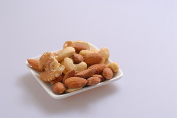 ミックスナッツ