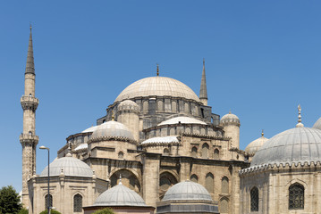 Fototapeta na wymiar Ancient mosque in Istanbul