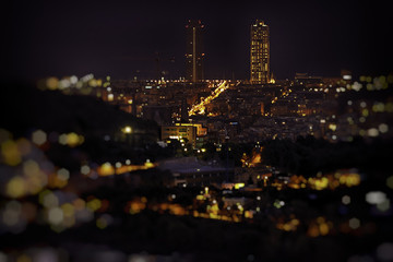 Fototapeta premium Barcelona skyline at night
