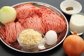 ハンバーグの材料