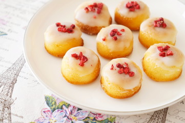 Petit Four