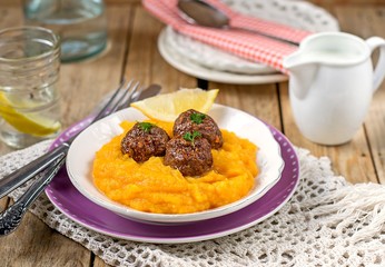 Meatballs with pumpkin puree
