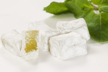 Lukum (Turkish Delight) with mint