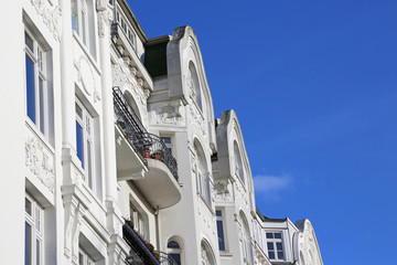 Jugendstilbau mit Schweifgiebeln_2