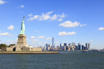 Obraz premium Statua Wolności i Manhattan