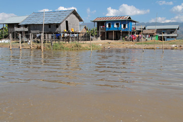 Village du lac Inle, Birmanie