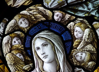 St. Mary with angels (stained glass)