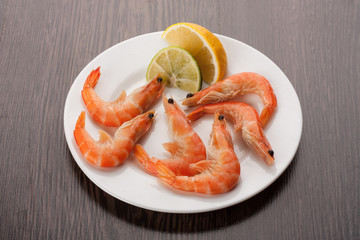 Shrimp with lime and lemon