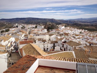 Pueblo blanco de la Sierra de Cádiz © max8xam