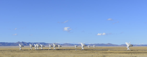 Radio Telescopes at Very Large Array