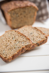 Frisches Vollkornbrot