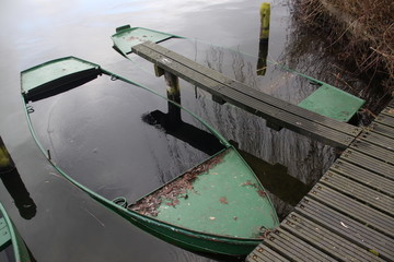 Ondergelopen roeiboten