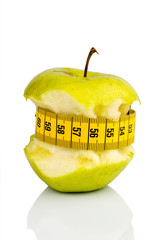 Apfel auf mit Maßband