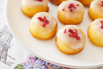 Petit Four