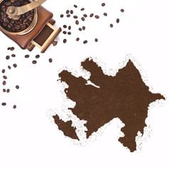 Coffee powder in the shape of Azerbaijan and a coffee mill.(seri