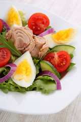 Tuna and vegetable salad