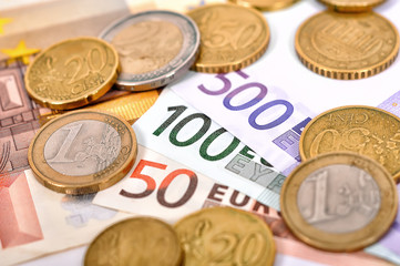 euro bill and coins