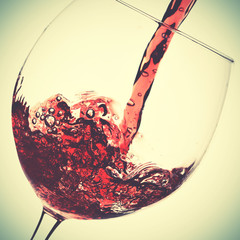 Obrazy na Szkle  Nalewanie czerwonego wina