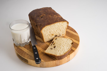Bread and milk meal