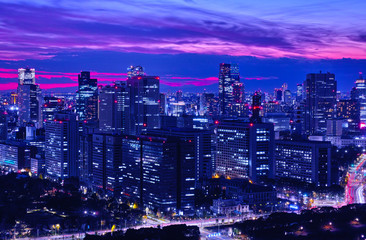 Fototapeta premium Nocny widok Kasumigaseki w Tokio