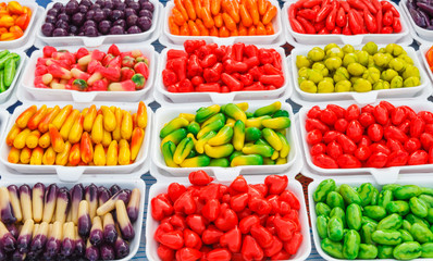 Deletable imitation fruits. Make by nut and jelly.