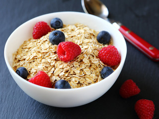 Berries with oatmeal