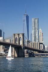 The New York Downtown w Brooklyn Bridge