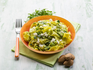 tagliatelle with arugula almonds and ricotta
