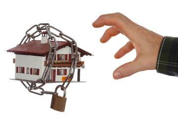 Griff zum Haus
