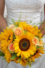 Bride's bouquet with sunflowers