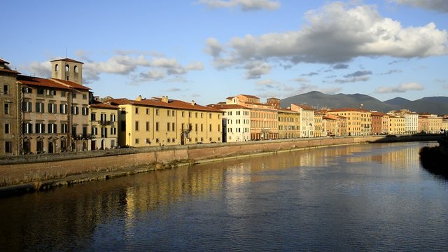 Veduta dei Lungarni, Fiume Arno, Pisa