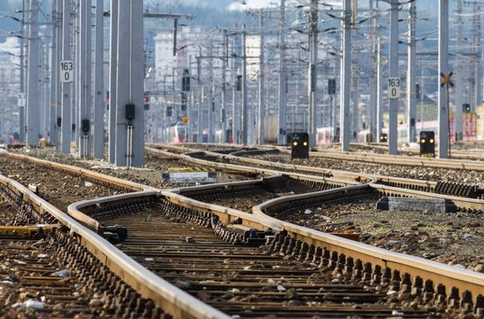 Schienen - Zugverkehr