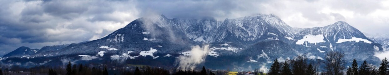 Alpenpanorama im Winter