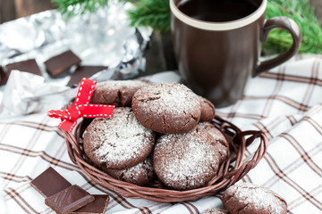 Chocolate crinkles cookies