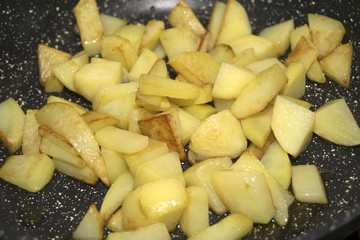 potatoes in pan