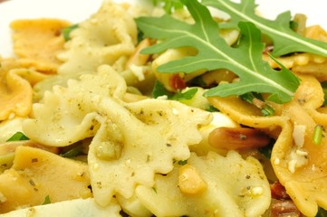 Mediterraner Nudelsalat