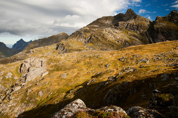 Fototapeta na wymiar Landschaft auf den Lofoten in Norwegen