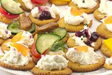 Crackers Canopes with Toppings