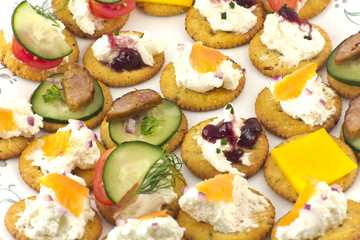 Crackers Canopes with Toppings