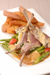 Grilled lamb chops with Potato wedges