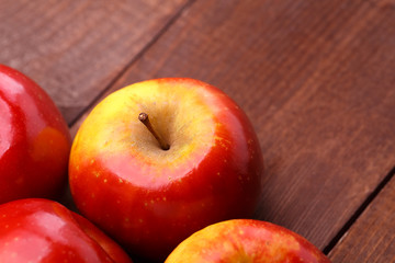 Fototapeta na wymiar red ripe apples