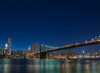 Fototapeta na wymiar oklyn Bridge in New York