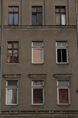 Leerstehendes Mietshaus in Berlin-Mitte (2015)