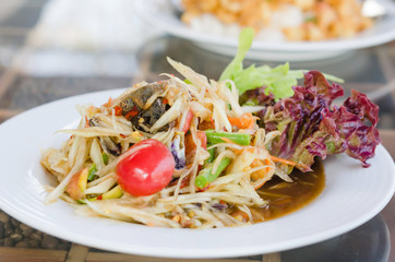 spicy papaya salad