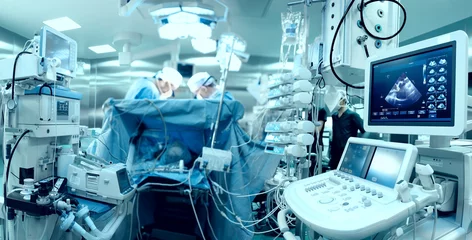 In advanced operating room © sudok1