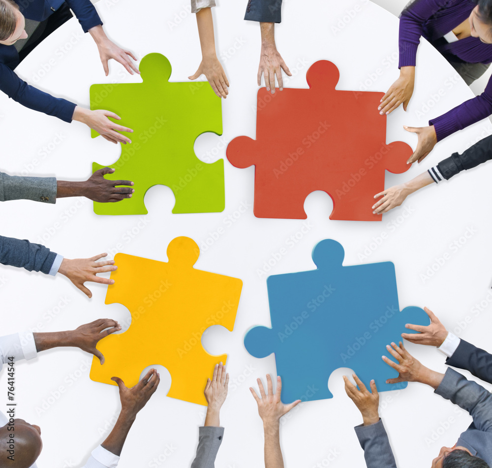 Poster teamwork business team meeting unity jigsaw puzzle concept - Posters