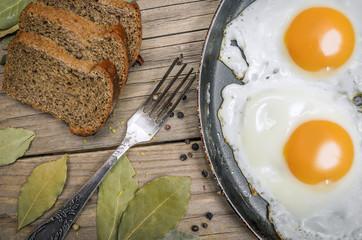 Fried egg on a cast iron pan