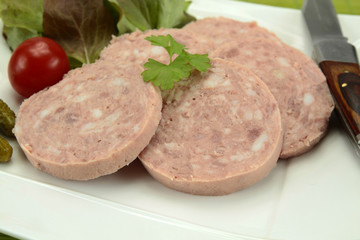 saucisson à l'ail